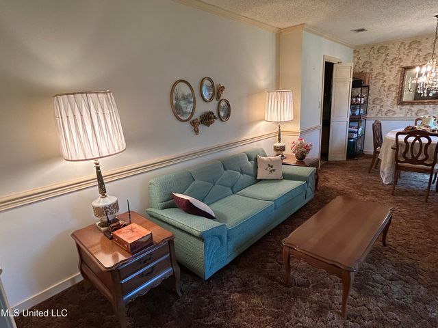 209 Sundown Trail, Jackson, MS 39212