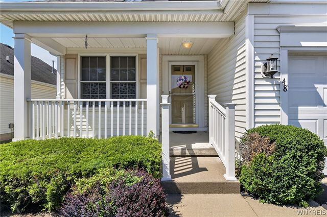 48 Mayfield Drive, West Seneca, NY 14224