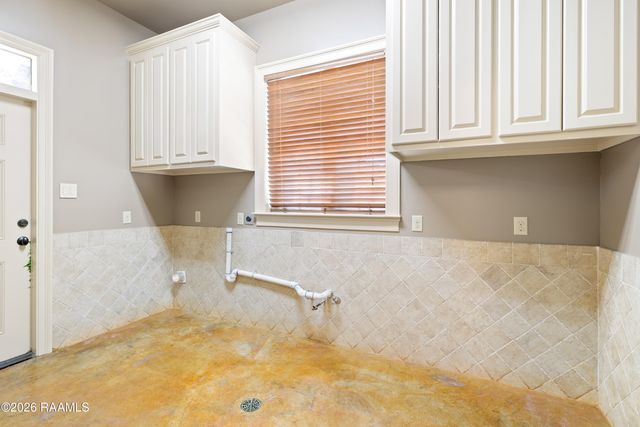 101 Tortola Lane, Youngsville, LA 70592