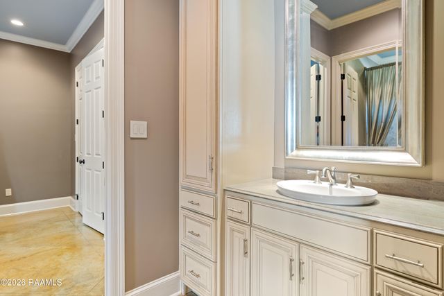 101 Tortola Lane, Youngsville, LA 70592