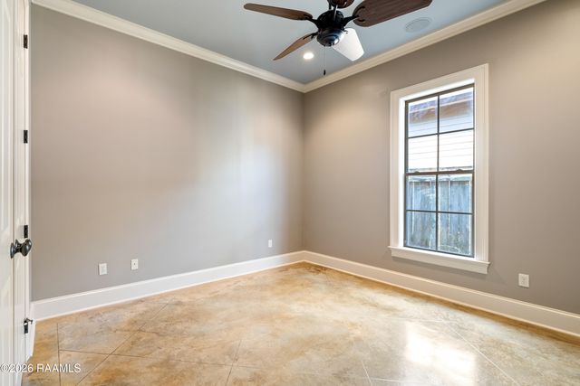 101 Tortola Lane, Youngsville, LA 70592