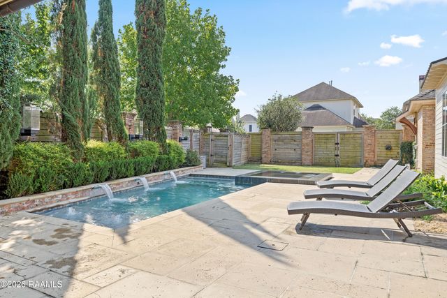 101 Tortola Lane, Youngsville, LA 70592