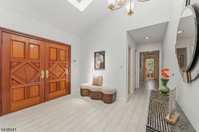 486 Summit Rd, Mountainside Boro, NJ 07092