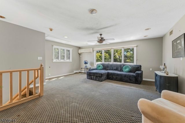 486 Summit Rd, Mountainside Boro, NJ 07092