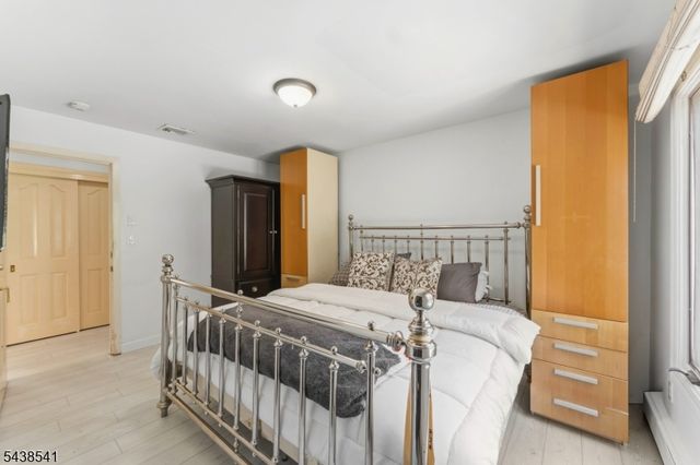 486 Summit Rd, Mountainside Boro, NJ 07092