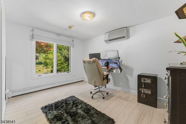 486 Summit Rd, Mountainside Boro, NJ 07092