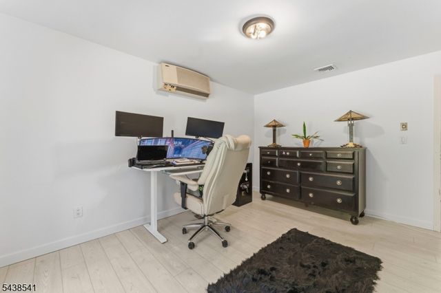 486 Summit Rd, Mountainside Boro, NJ 07092