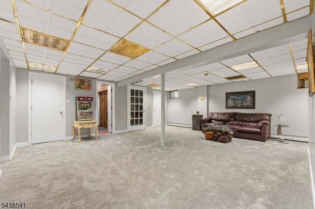 486 Summit Rd, Mountainside Boro, NJ 07092