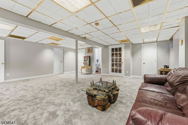 486 Summit Rd, Mountainside Boro, NJ 07092
