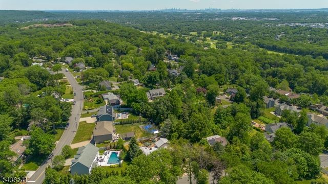 486 Summit Rd, Mountainside Boro, NJ 07092