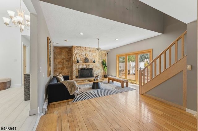 486 Summit Rd, Mountainside Boro, NJ 07092
