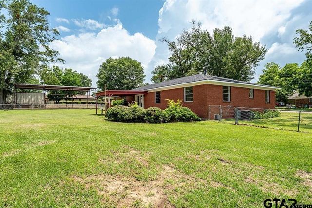 559 ELM ST, Frankston, TX 75763