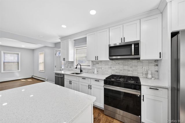 24 Madison Avenue, Hempstead, NY 11550