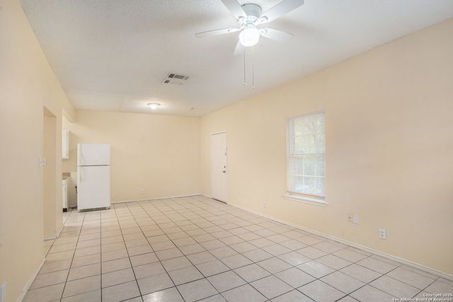 7601 Windsor Oaks, San Antonio, TX 78239