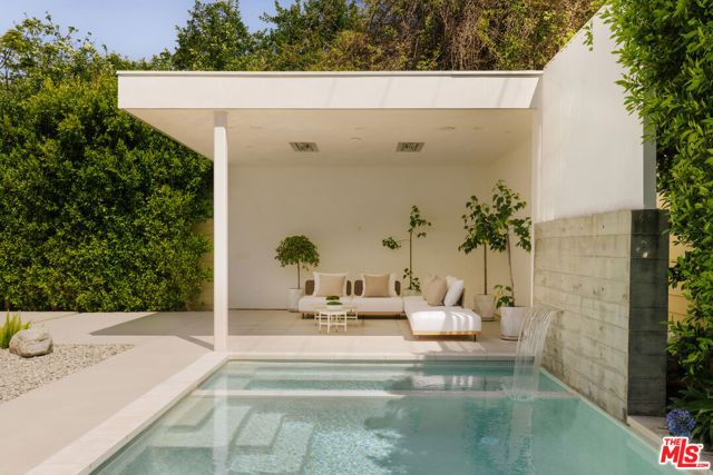 6510 W 5th Street, Los Angeles, CA 90048