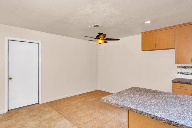 200 Dorita Way, Modesto, CA 95354