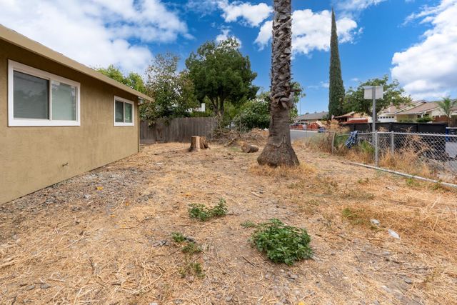 200 Dorita Way, Modesto, CA 95354