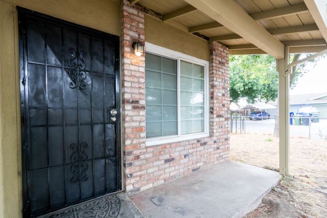 200 Dorita Way, Modesto, CA 95354