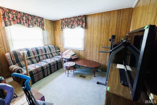 805 Judah Logan Road, Bedford, IN 47421