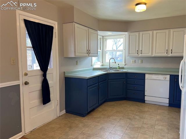 615 Echo Lane, Colorado Springs, CO 80904