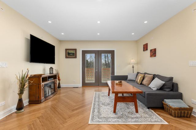 79 Pershing Street, South Haven, MI 49090