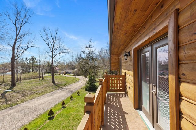 79 Pershing Street, South Haven, MI 49090