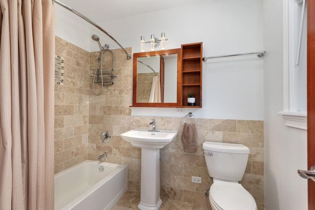 79 Pershing Street, South Haven, MI 49090