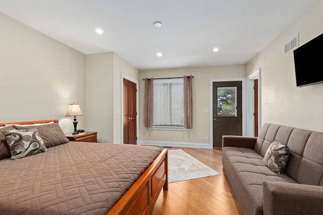 79 Pershing Street, South Haven, MI 49090
