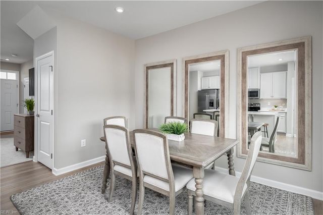 204 Reids Place DR, Suffolk, VA 23434