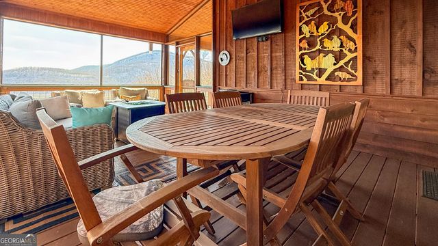 476 Starlight Drive, Sautee Nacoochee, GA 30571