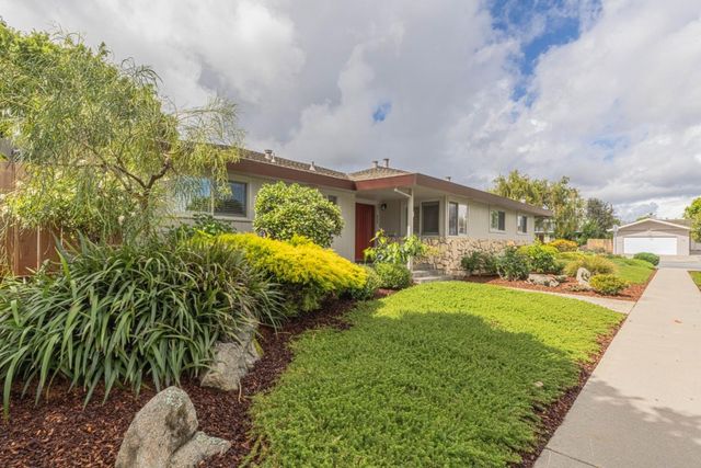 632 San Tomas Way, Salinas, CA 93901