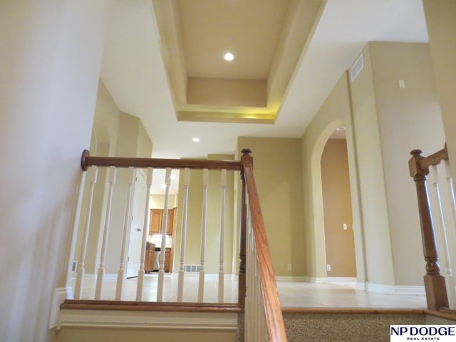 11815 Oakair Plaza, Omaha, NE 68137