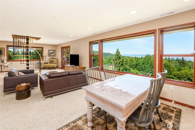 1743 Freshwater Bay Road, Port Angeles, WA 98363