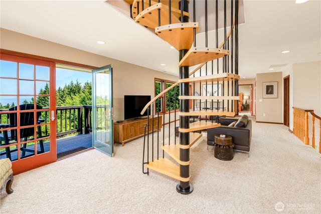 1743 Freshwater Bay Road, Port Angeles, WA 98363
