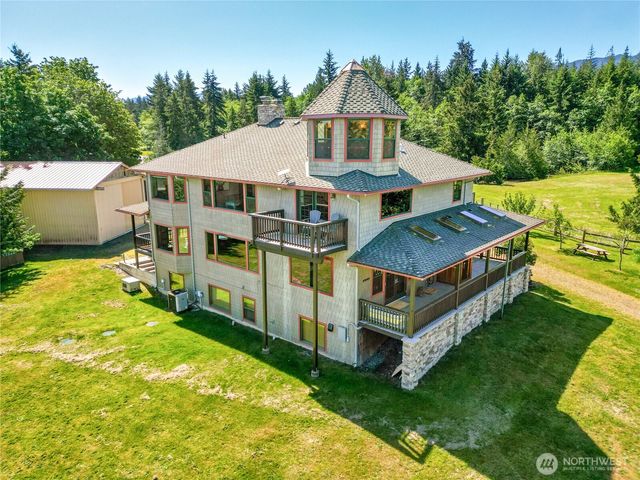 1743 Freshwater Bay Road, Port Angeles, WA 98363