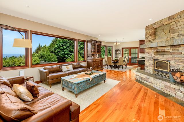 1743 Freshwater Bay Road, Port Angeles, WA 98363