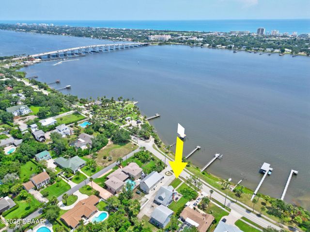 236 S Beach Street, Ormond Beach, FL 32174