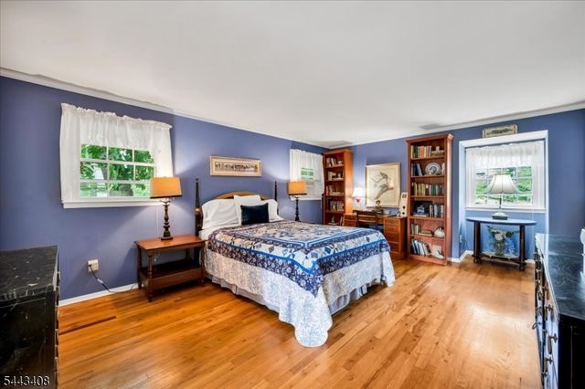 1094 Cambridge Ln, Bridgewater Twp., NJ 08807