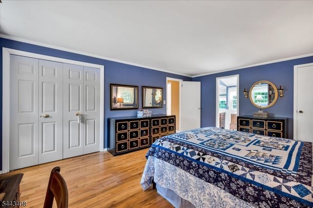 1094 Cambridge Ln, Bridgewater Twp., NJ 08807