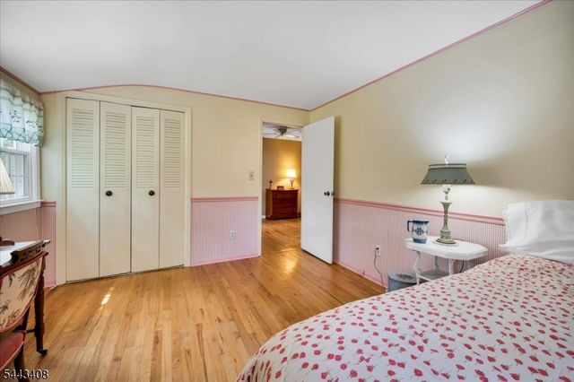 1094 Cambridge Ln, Bridgewater Twp., NJ 08807