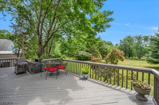 1094 Cambridge Ln, Bridgewater Twp., NJ 08807