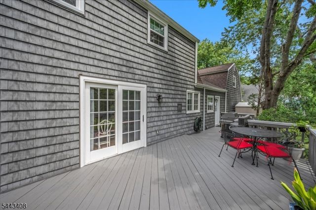 1094 Cambridge Ln, Bridgewater Twp., NJ 08807