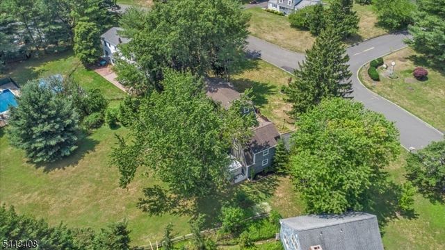 1094 Cambridge Ln, Bridgewater Twp., NJ 08807