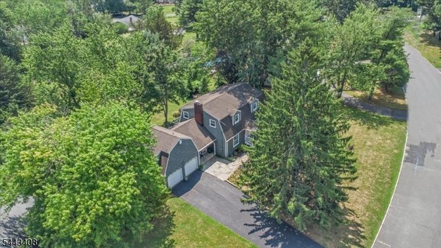1094 Cambridge Ln, Bridgewater Twp., NJ 08807