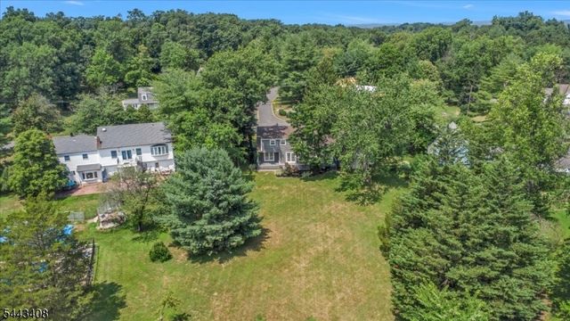 1094 Cambridge Ln, Bridgewater Twp., NJ 08807