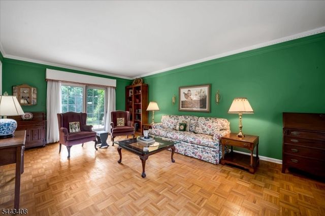 1094 Cambridge Ln, Bridgewater Twp., NJ 08807