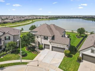 12723 Playa Cove Lane, Texas City, TX 77568