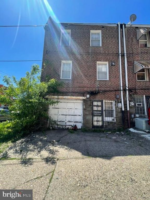 6101 MAGNOLIA ST, Philadelphia, PA 19144