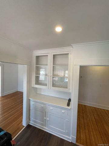510 Montauk Highway Upper East Apartment, Eastport, NY 11941