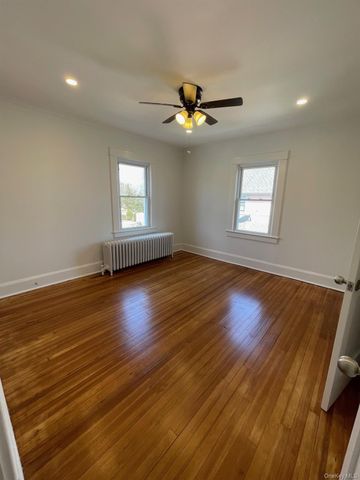 510 Montauk Highway Upper East Apartment, Eastport, NY 11941